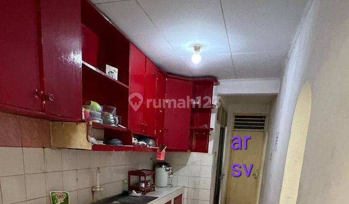 Rumah di Bintaro Sektor 1 Strategis Harga Miring Perlu Renovasi 2