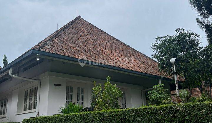 Disewakan Villa Bogor Tengah Jalan Ciremai Ada Pool Area Siap Huni 2