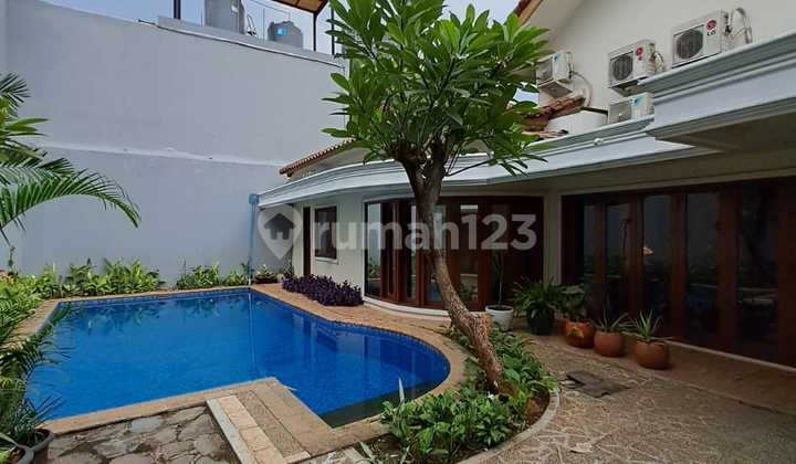 Rumah 1Lantai dengan Kolam Renang bisa Hunian,Offife,Cafe Darmawangsa