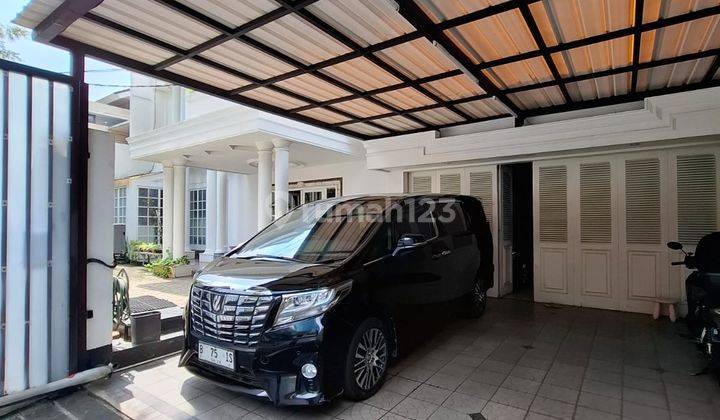 Rumah Mewah 2lantai Lokasi Premium Dengan Kolam Renang Kuningan 1