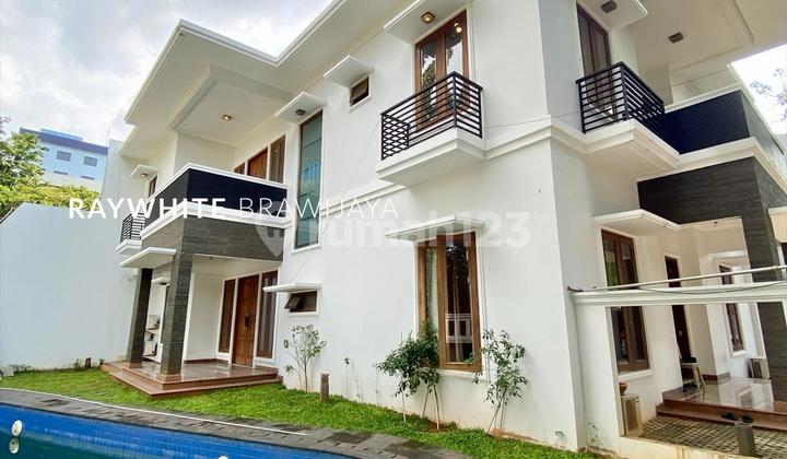 Rumah Siap Huni Dalam Kompleks Elit Area Patra Kuningan Rumah Siap Huni Dalam Kompleks Elit Area Patra Kuningan