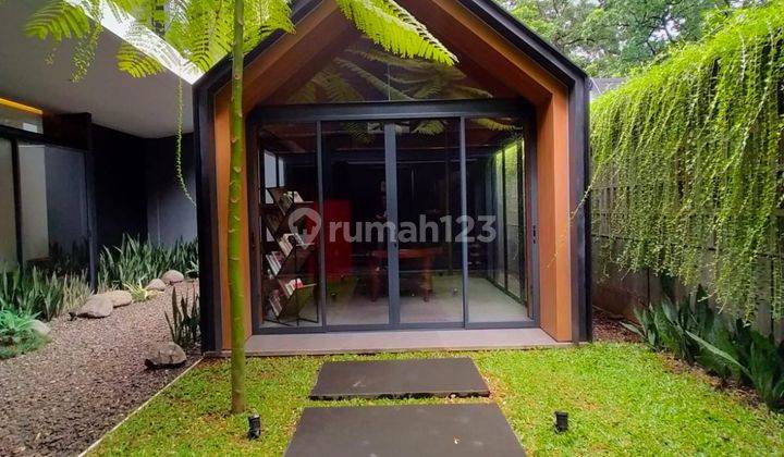 Rumah Baru 2lantai Modern Tropical di Area Premium Brawijaya 2