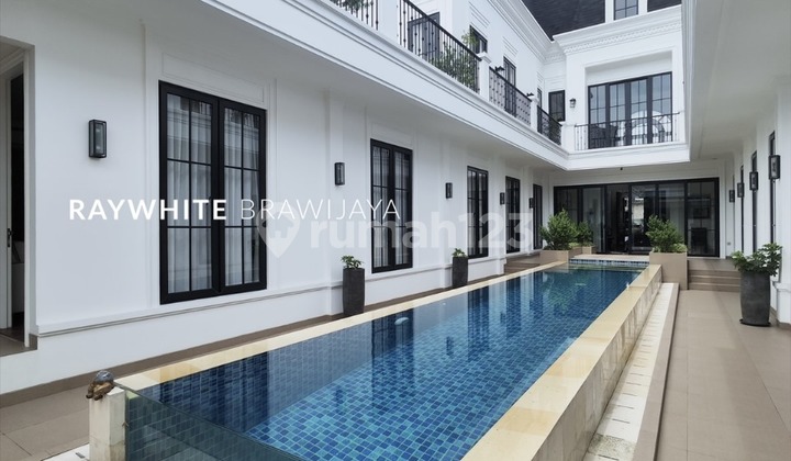 Rumah baru 2lantai dengan kolam renang dekat mal gandaria city 