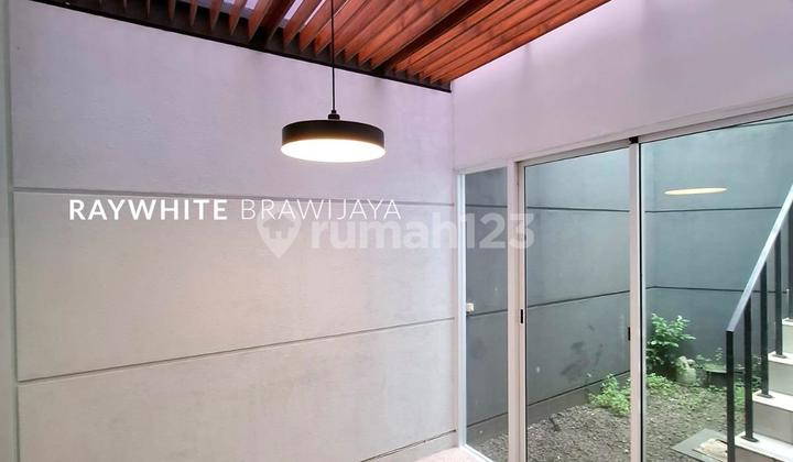 Minimalist house ready to occupy 3 floors quiet location Bintaro Sector 9 2