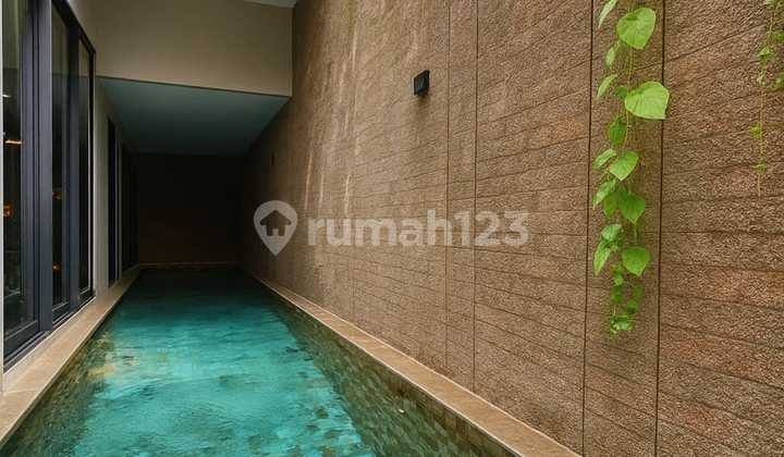 Rumah Siap Huni 3Lantai dengan Kolam Renang Bumi Karang Indah 2