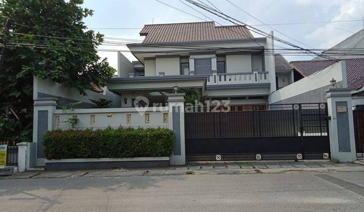 rumah bagus 2lantai lokasi stratgis row jalan 2mobil cilandak 1