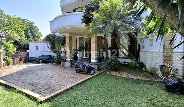 Rumah Besar 2lantai Dengan Kolam Renang Dekat Mall Dan Rumah Sakit 2