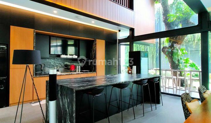 Rumah Baru 2lantai Modern Tropical di Area Premium Brawijaya 2