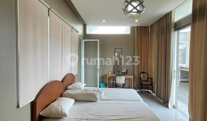 Large 2-Storey House in Nuasa Foresty Near Golf Riverside Cibubur 2