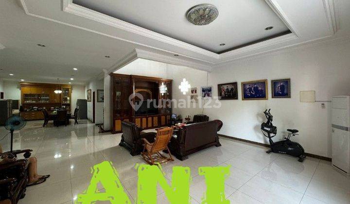 Rumah Mewah Luas 14x25m² Di Cideng 2