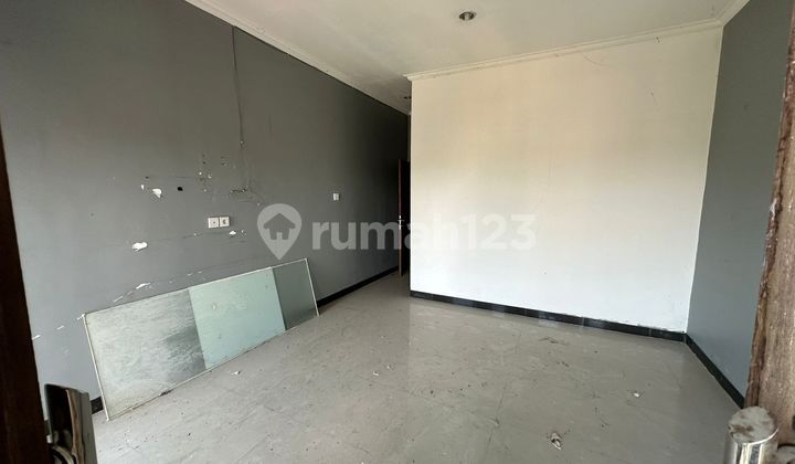 Strategic Shop House Near Sanur, Suitable for Business & Investment 2