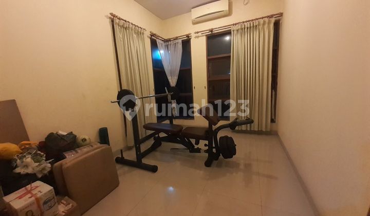 Rumah Sewa 2 Lantai 3 Bedrooms Fully Furnished di Gatsu Denpasar 12