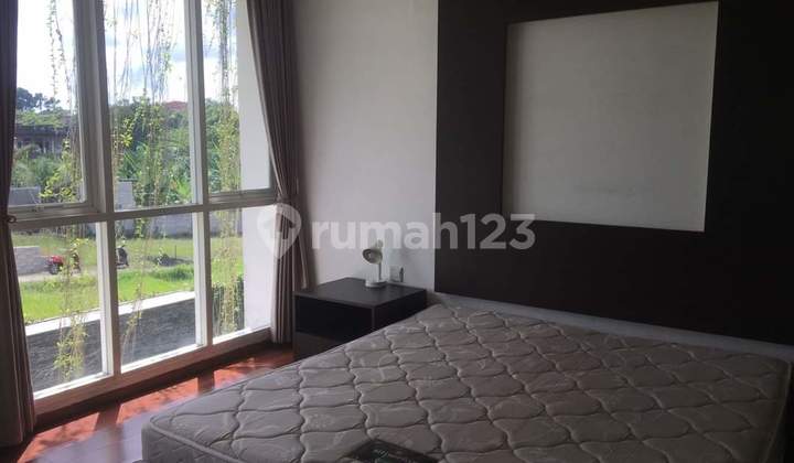 Villa Jual Cantik  2.5 Lantai 2 Bedrooms di Umalas 2