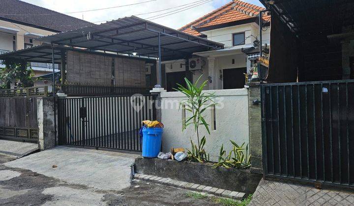 3 Bedrooms Semi Furnished House for Rent near Sanur 1