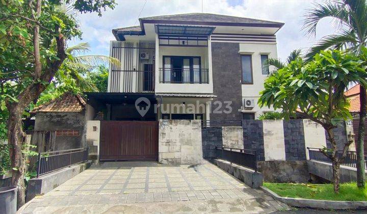 2 Floor House for Rent in Dii Renon Denpasar 1