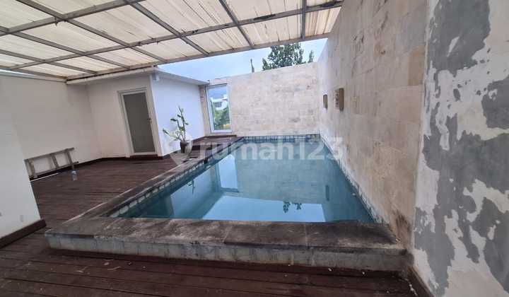 House for Sale in Puri Sambada with 3 Bedrooms and Swimming Pool in Kayu Tulang, Tibubeneng 2