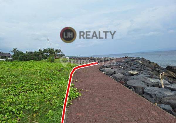 Land for sale at Banjarangkan, Klungkung, strategic location, beach front 2