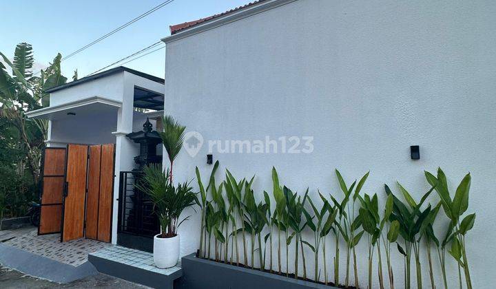 Rumah Style Villa 3 Bathrooms Di Dalung Dekat Ke Canggu 1