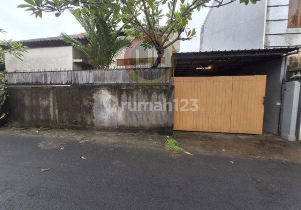 2 bedroom house for rent at Tibubeneng, Canggu, strategic location, well maintained 2