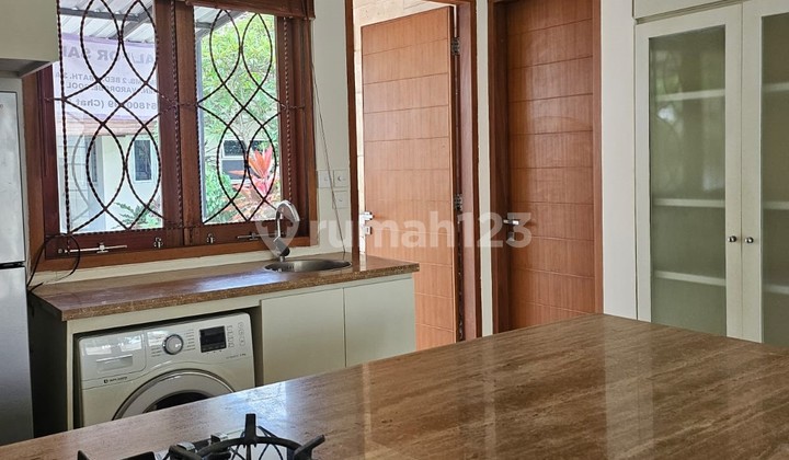 House in Premium Location Jl. Gunung Salak Kerobokan North Kuta 2