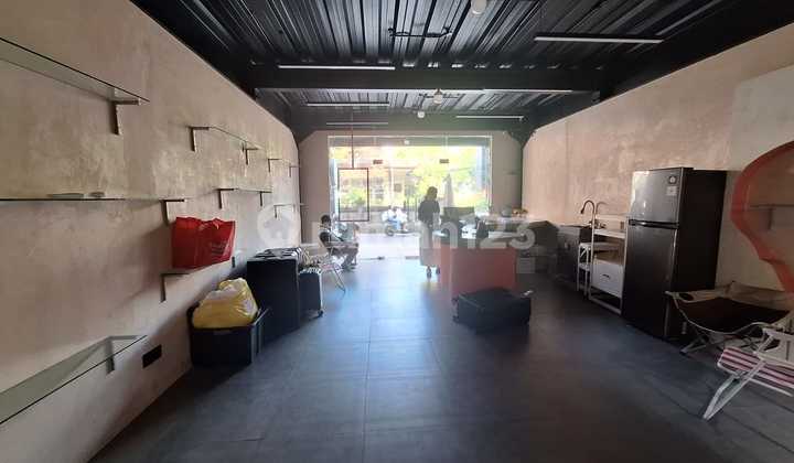 Strategic Shop House for Sale Near Echo Beach, Canggu, Bali 2