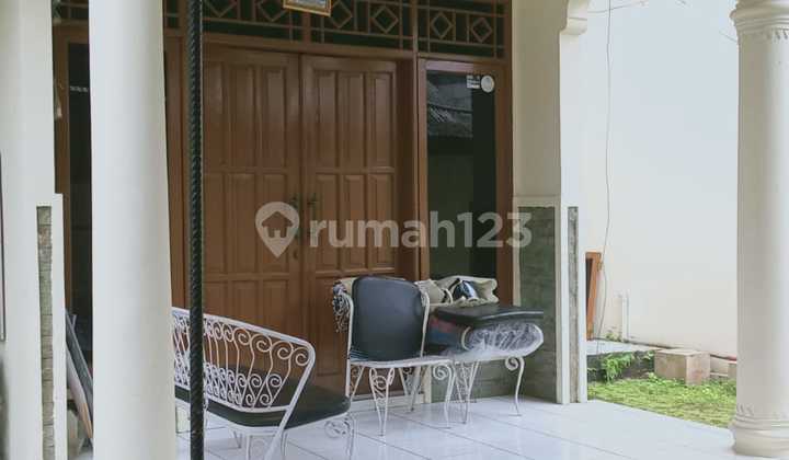 Rumah Masuk Mobil di kalisari Cijantung Jakarta Timur 