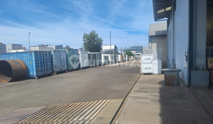 Gudang Strategis Dekat Pelabuhan dan Akses Tol