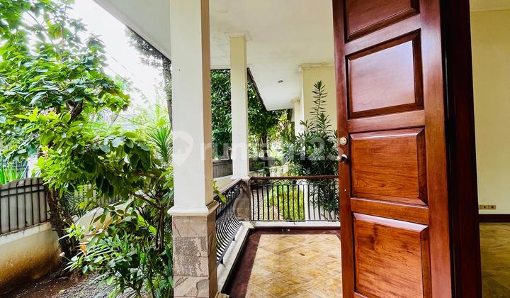 Rumah Strategis di Komplek Mentri Menara Patra Jakarta Selatan Rumah Strategis di Komplek Mentri Menara Patra Jakarta Selatan