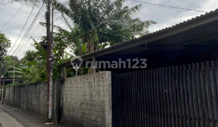 Tanah Berbentuk Kotak Area Komplek Perdagangan Bintaro Strategis 