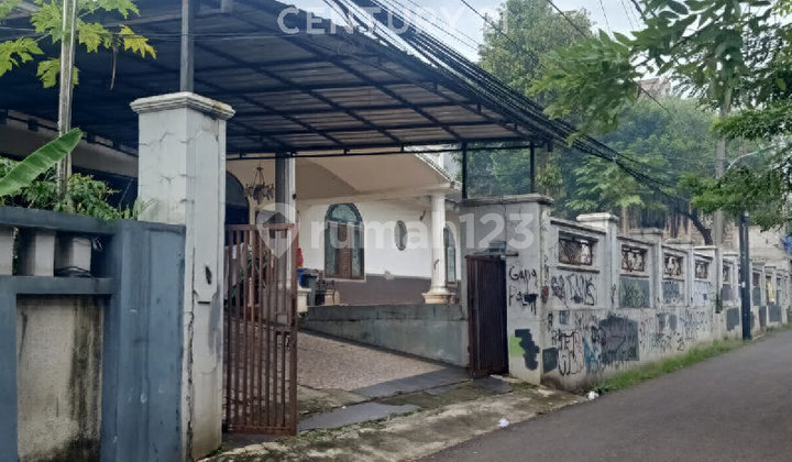 Rumah Besar Jalan 2 Mobil Ciganjur Jakarta Selatan Murah