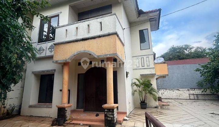 Rumah Hoek di Cluster Nirwana di Taman Harapan Baru, Bekasi 1