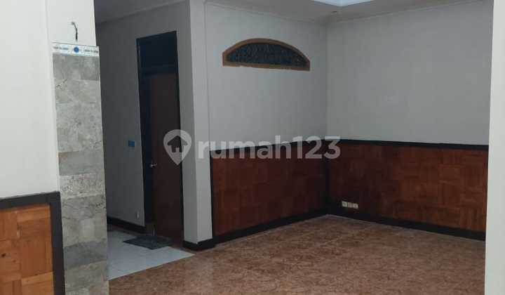 rumah modern 2 lantai siap huni di area dago 2