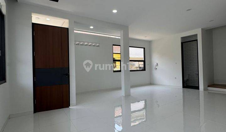 Rumah Bangunan Baru Modern di Komplek Leuwisari 2