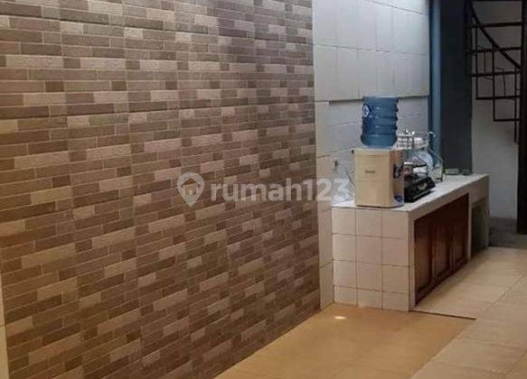 Disewakan Rumah 2 Lantai di Cipaganti , Bandung 3