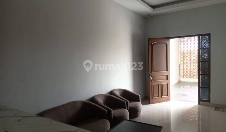 Disewakan Rumah 2 Lantai di Padasuka, Bandung 13