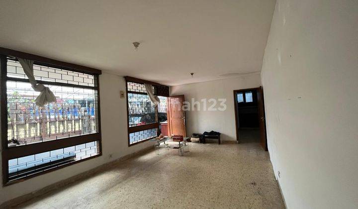 Disewakan Rumah Bagus di Sayap Pajajaran, Bandung 4