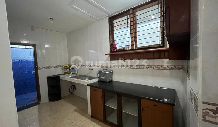 Disewakan Rumah Bagus di Sayap Pajajaran, Bandung 9