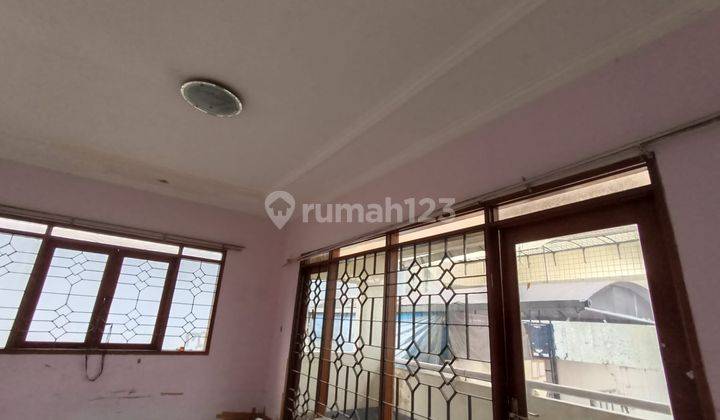 Disewakan Rumah Bagus Unfurnished di Mekar Wangi, Bandung 16