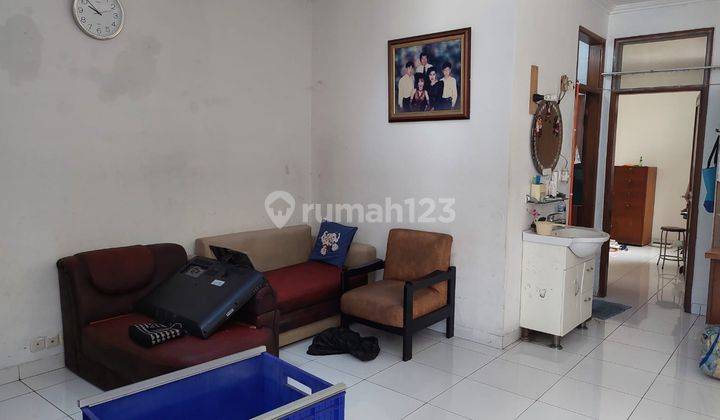 Disewakan Rumah Bagus Furnished di Taman Sakura Indah, Bandung 2
