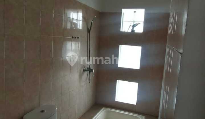 Dijual Ruko di Surapati Core , Bandung 131 M2 Bagus 8