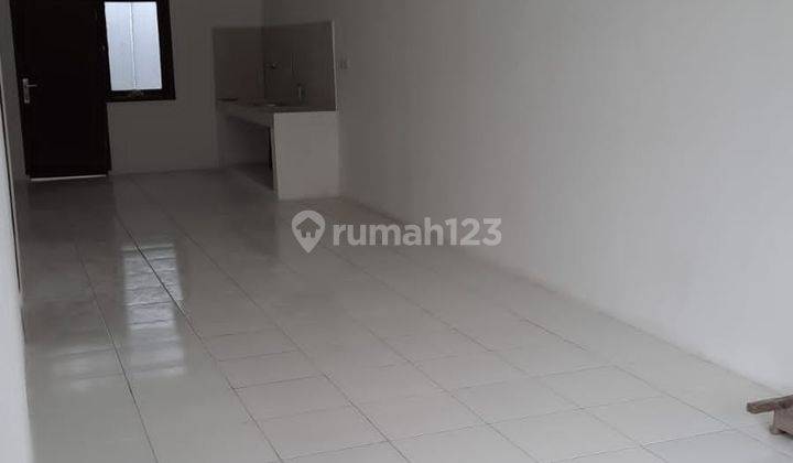 Dijual Rumah Minimalis di Taman Holis Indah 1