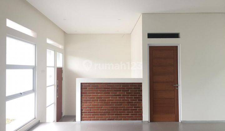 Rumah Dijual Baru Minimalis di Jalan Awiligar 1