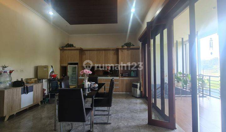 Rumah Dijual Modern Nyaman di Kota Baru Parahyangan 2