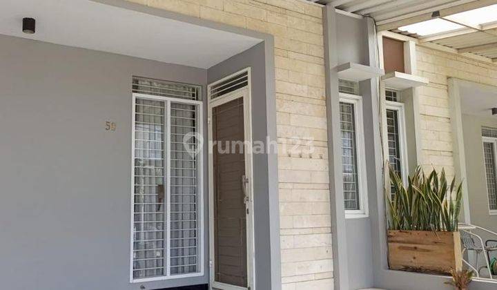 Rumah Dijual Minimalis di Cluster Taman Kopo Indah V 1