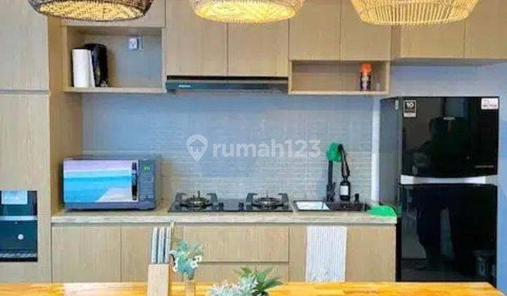 Rumah Dijual Mewah Dengan Kolam Renang di Cigadung 1