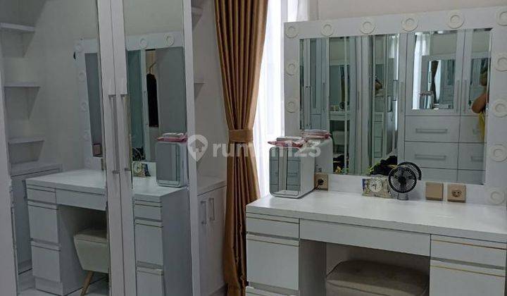 Rumah Dijual Lux Mewah 3 Lantai di Mekar Wangi 1