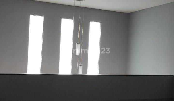 Rumah Dijual Minimalis Modern di Singgasana Pradana 2