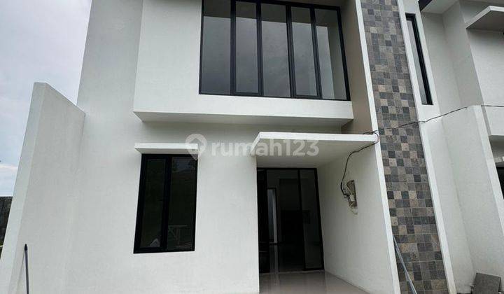 Rumah Dijual Modern Minimalis di Setaibudi Regency 2