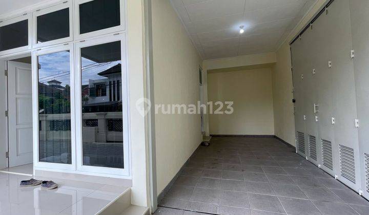 Rumah Dijual Cantik Full Renov Siap Huni di Daerah Sarijadi 2