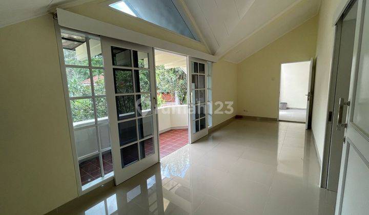 Rumah Dijual Cantik Full Renov Siap Huni di Daerah Sarijadi 1